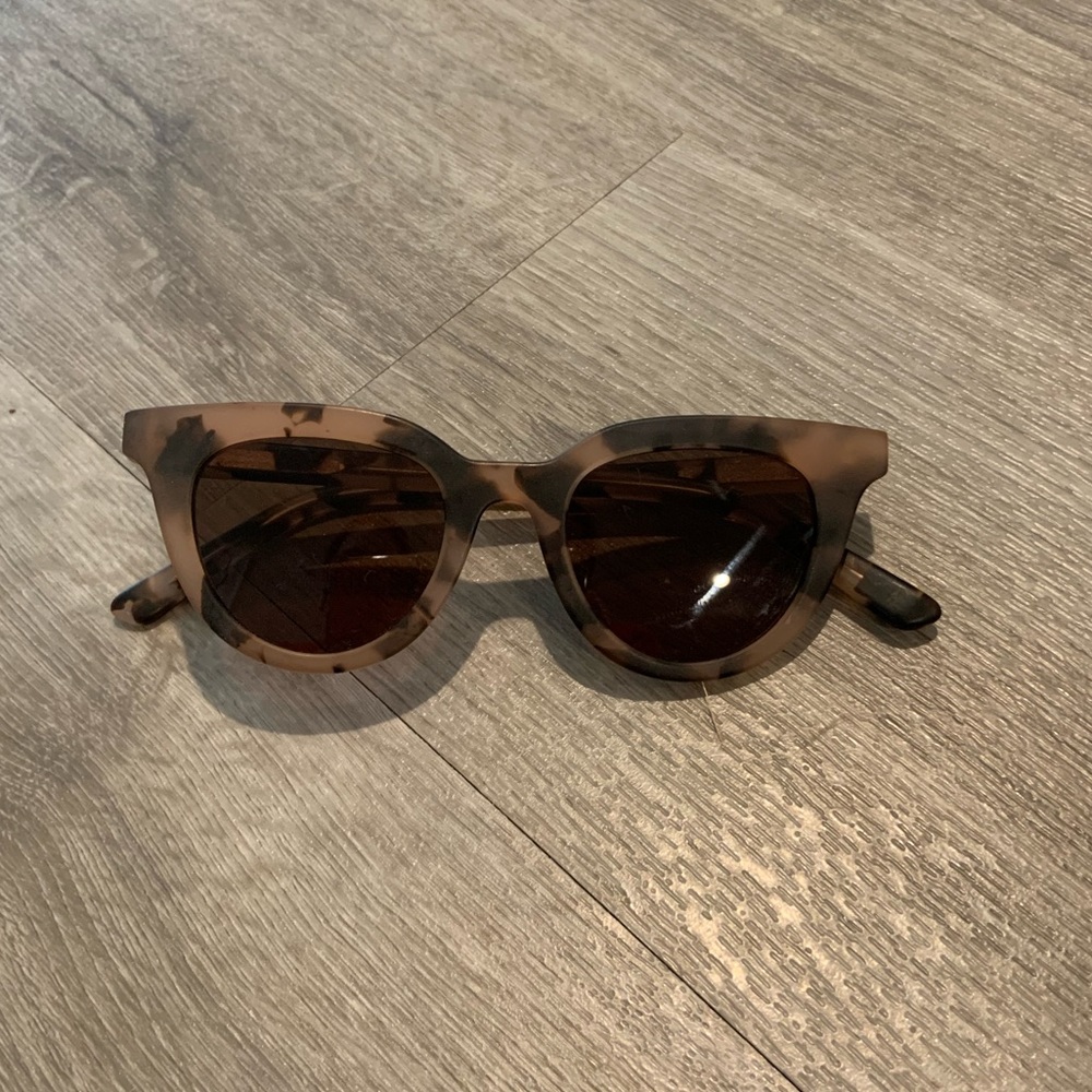 COPY - Madewell Adrian Sunglasses in tortoise
